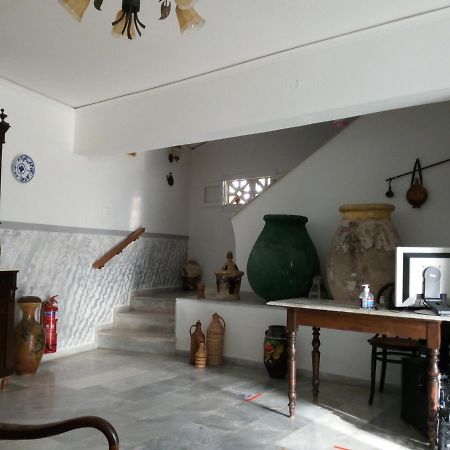 Agnes Rooms Kini Buitenkant foto