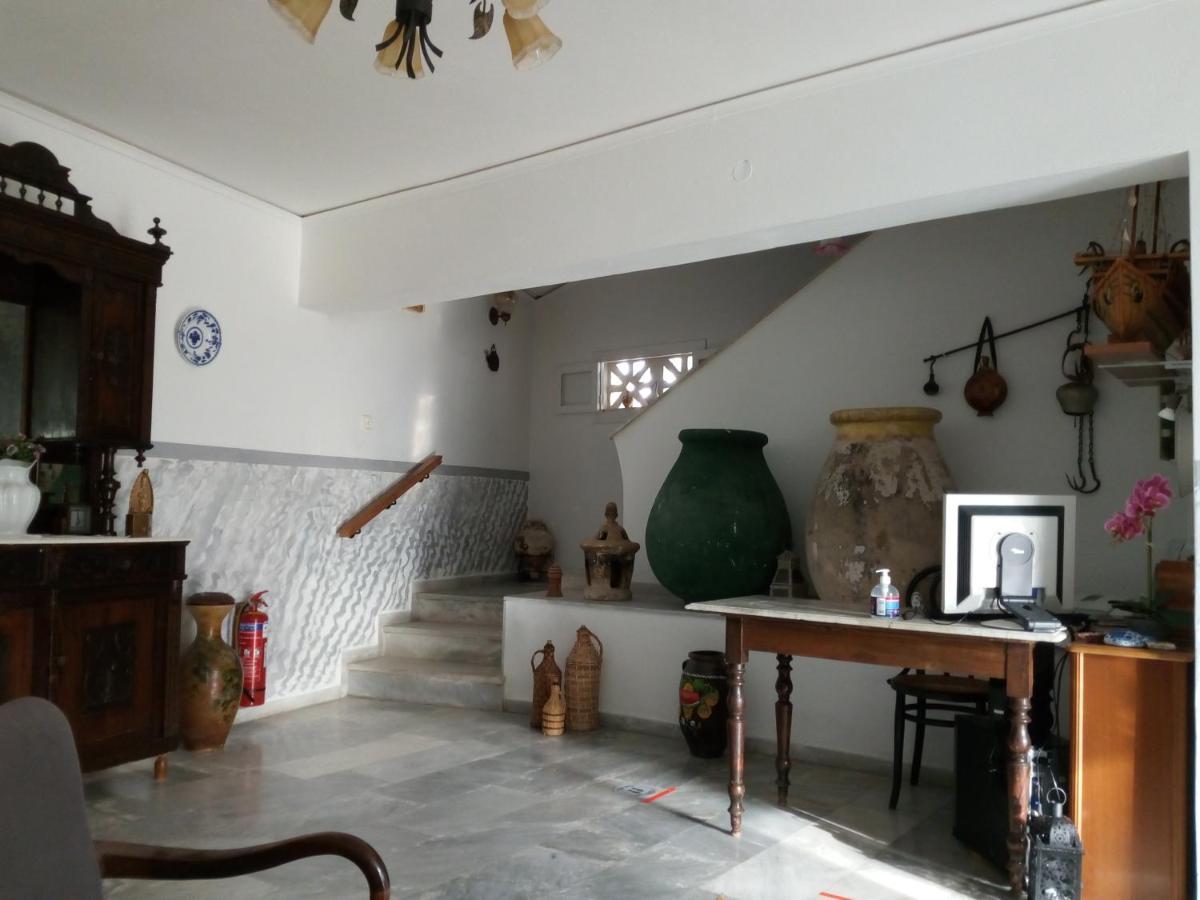 Agnes Rooms Kini Buitenkant foto